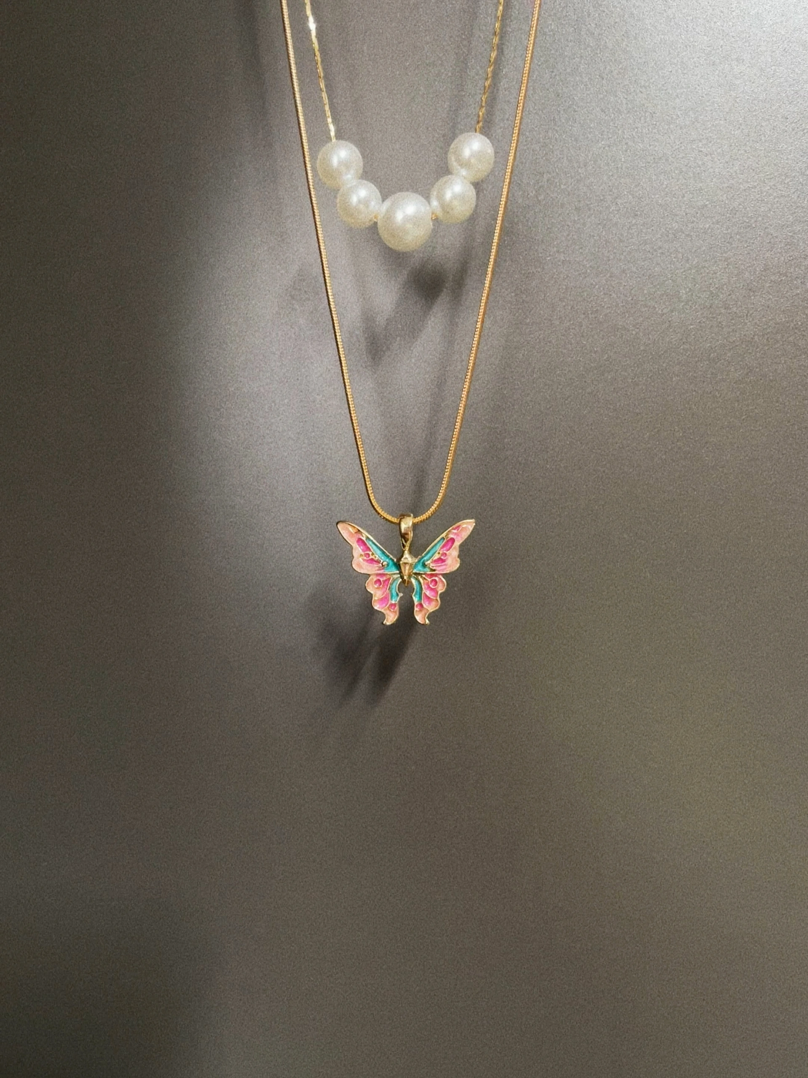 Barbiecore Butterfly & Pearl Layered Necklace – 2-Piece Set, Fairycore Pastel Enamel Jewelry, INS-Inspired - Image 3